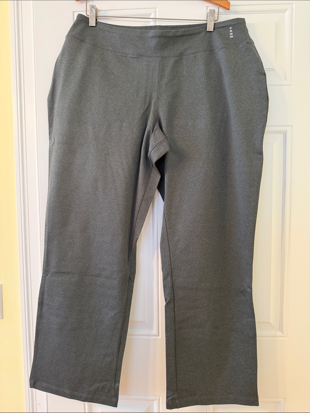 Lands' End Straight Leg Active Pants in Iron Heather Gray